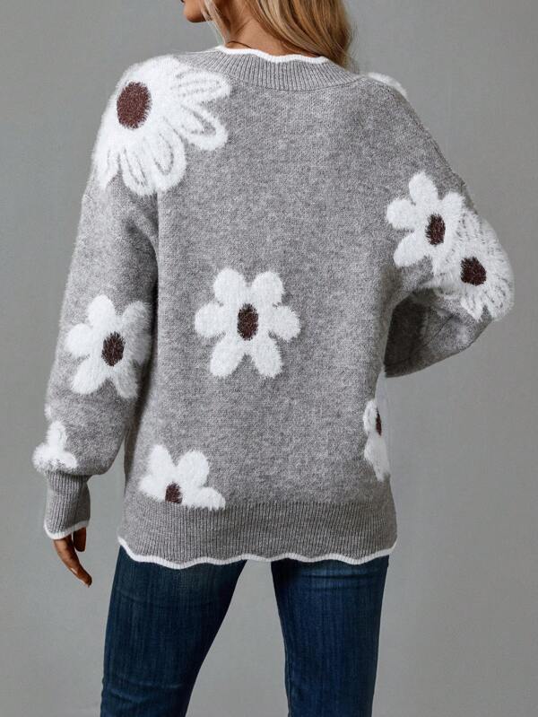 Clara | Figure-Hugging V-Neck Floral Jumper